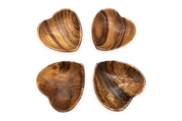 Acacia Wood Heart Shaped Plate - Image 2